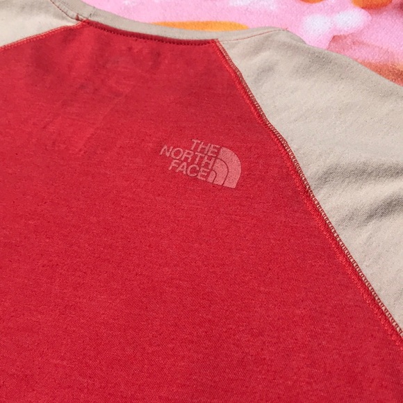 The North Face Woman’s medium 3|4 T-shirt - Picture 5 of 8